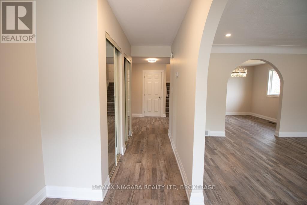 Main - 510 Queen Victoria Drive, Hamilton (Quinndale), ON - Indoor Photo Showing Other Room