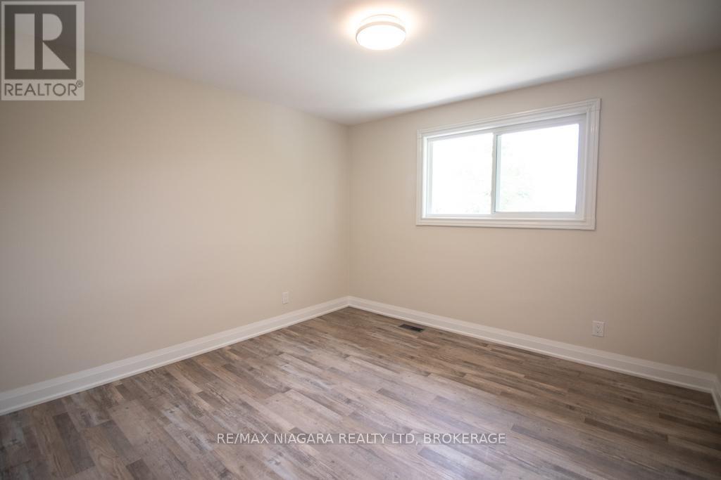 Main - 510 Queen Victoria Drive, Hamilton (Quinndale), ON - Indoor Photo Showing Other Room