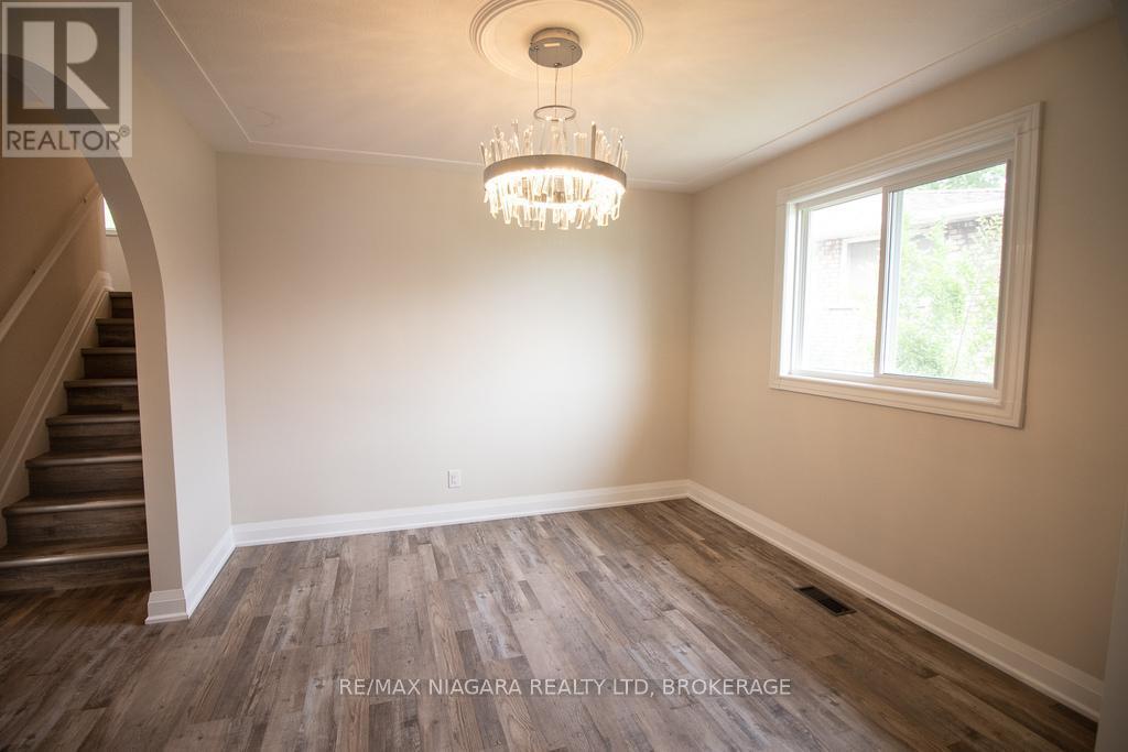 Main - 510 Queen Victoria Drive, Hamilton (Quinndale), ON - Indoor Photo Showing Other Room
