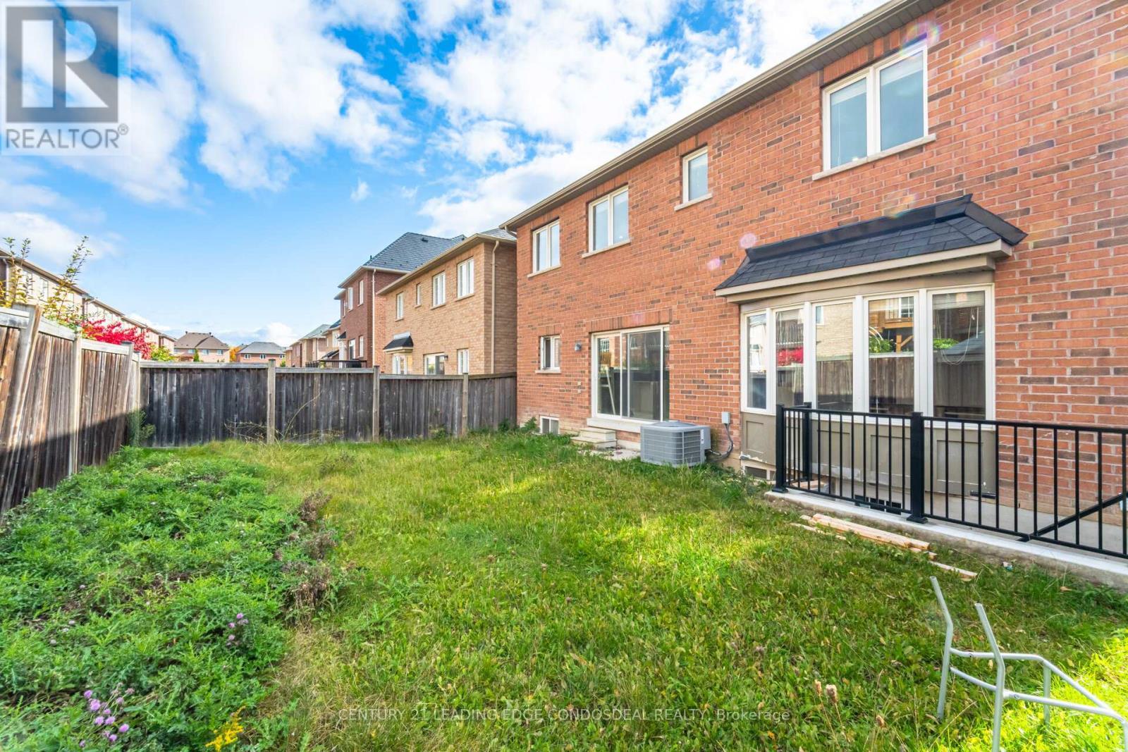 29 Wendelyn Drive, Richmond Hill, ON - Outdoor With Exterior