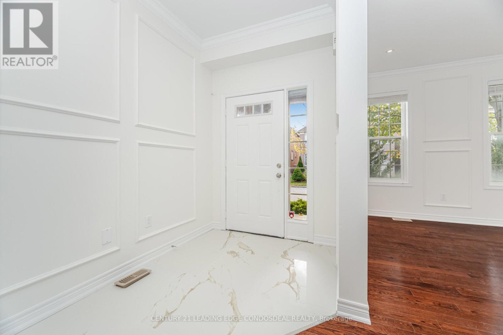 29 Wendelyn Drive, Richmond Hill, ON - Indoor Photo Showing Other Room