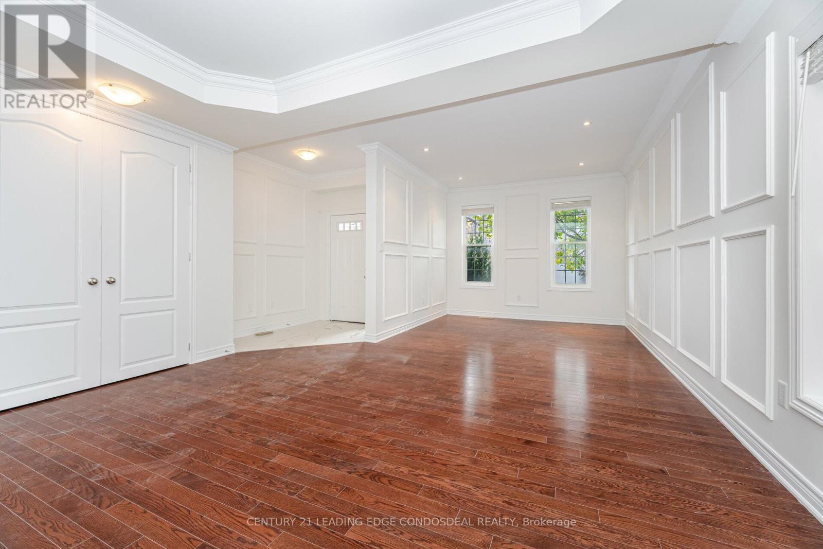 29 Wendelyn Drive, Richmond Hill, ON - Indoor Photo Showing Other Room