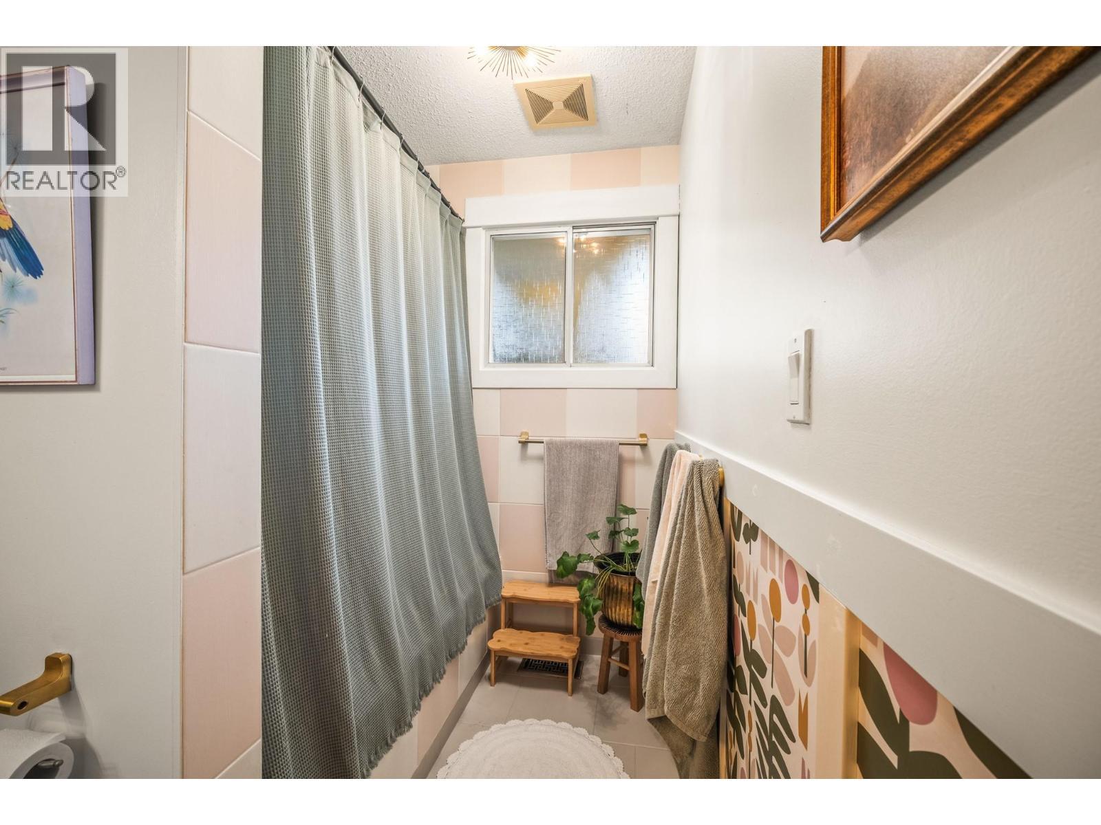 7089 Longacre Drive, Vernon, BC - Indoor Photo Showing Other Room