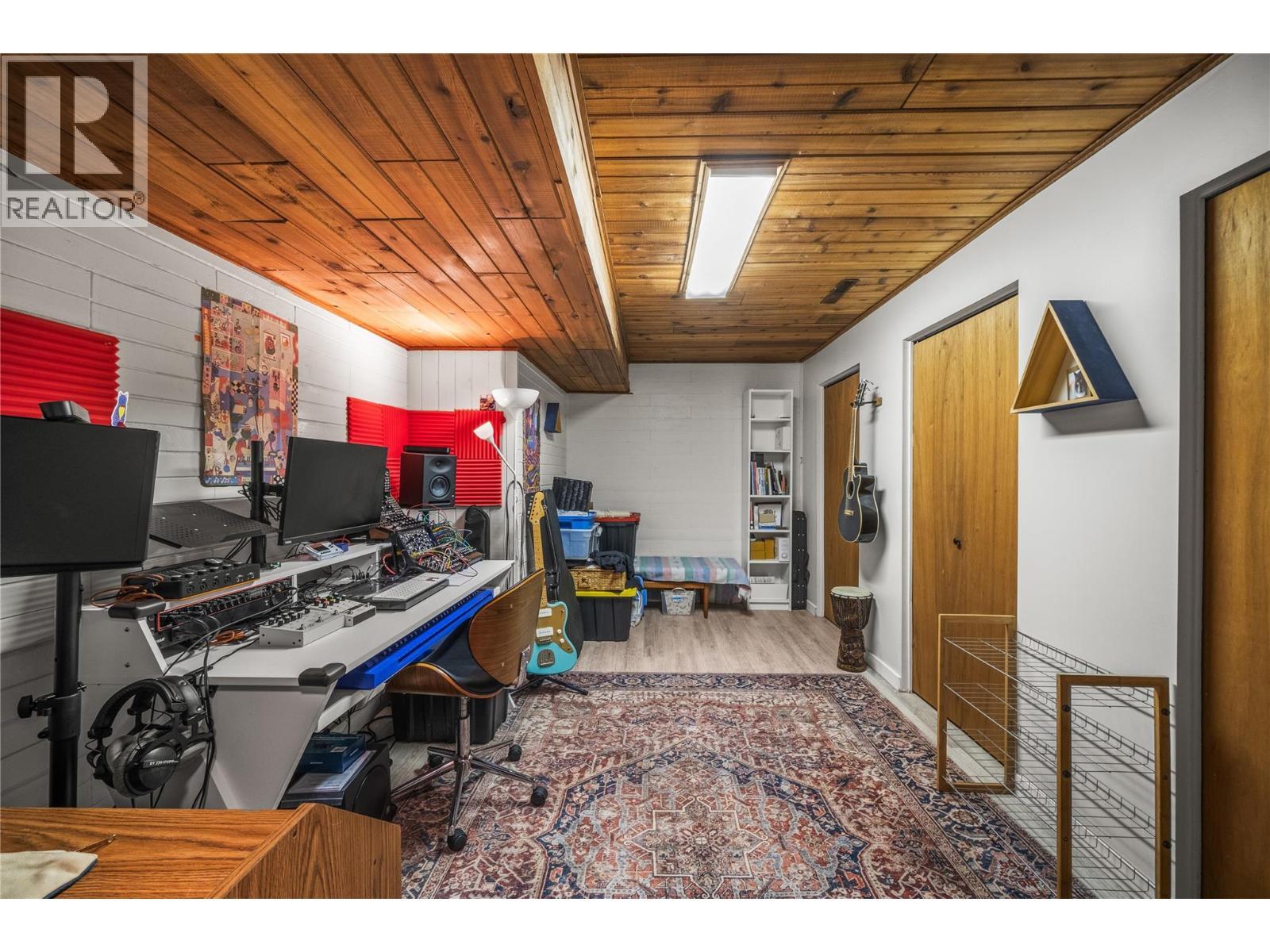 7089 Longacre Drive, Vernon, BC - Indoor