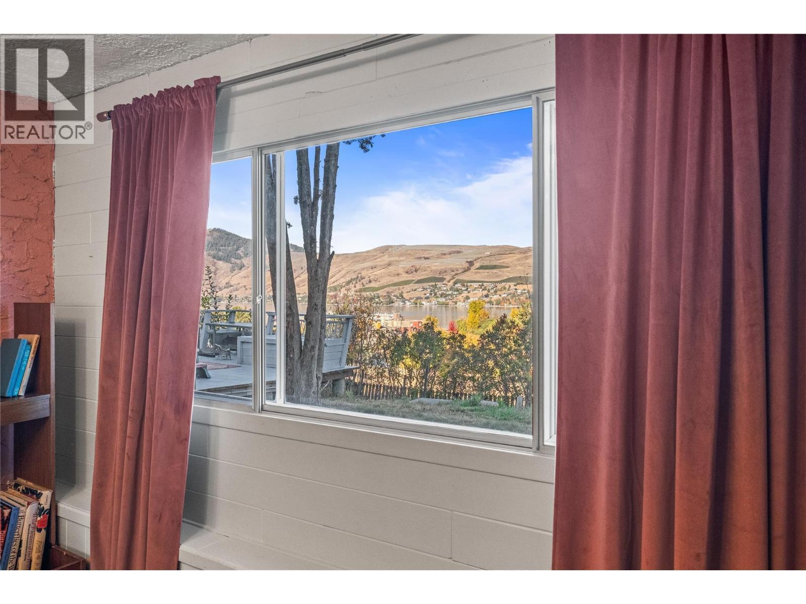 7089 Longacre Drive, Vernon, BC - Indoor Photo Showing Other Room