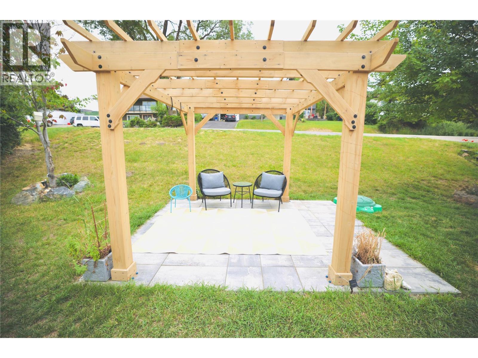 7089 Longacre Drive, Vernon, BC - Outdoor