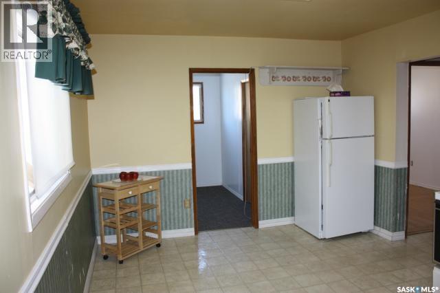 552 10Th Street, Prince Albert, SK - Indoor