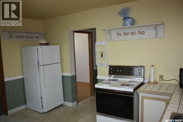 552 10Th Street, Prince Albert, SK - Indoor Photo Showing Kitchen