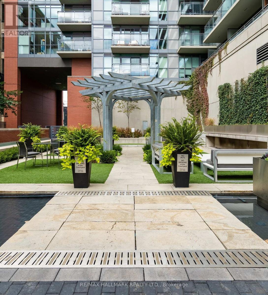 312 - 775 King Street W, Toronto, ON - Outdoor With Balcony