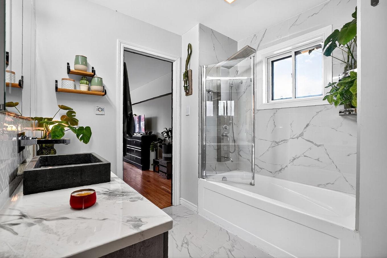 Bathroom - 3215 Rue De Mayfair, Longueuil (Saint-Hubert), QC - Indoor Photo Showing Bathroom
