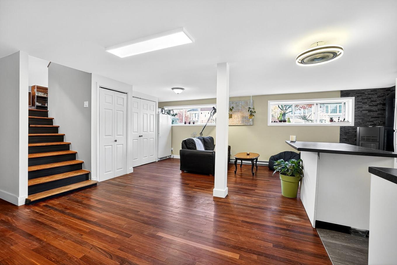 Family room - 3215 Rue De Mayfair, Longueuil (Saint-Hubert), QC - Indoor Photo Showing Other Room