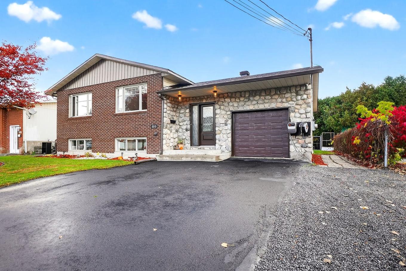 Frontage - 3215 Rue De Mayfair, Longueuil (Saint-Hubert), QC - Outdoor