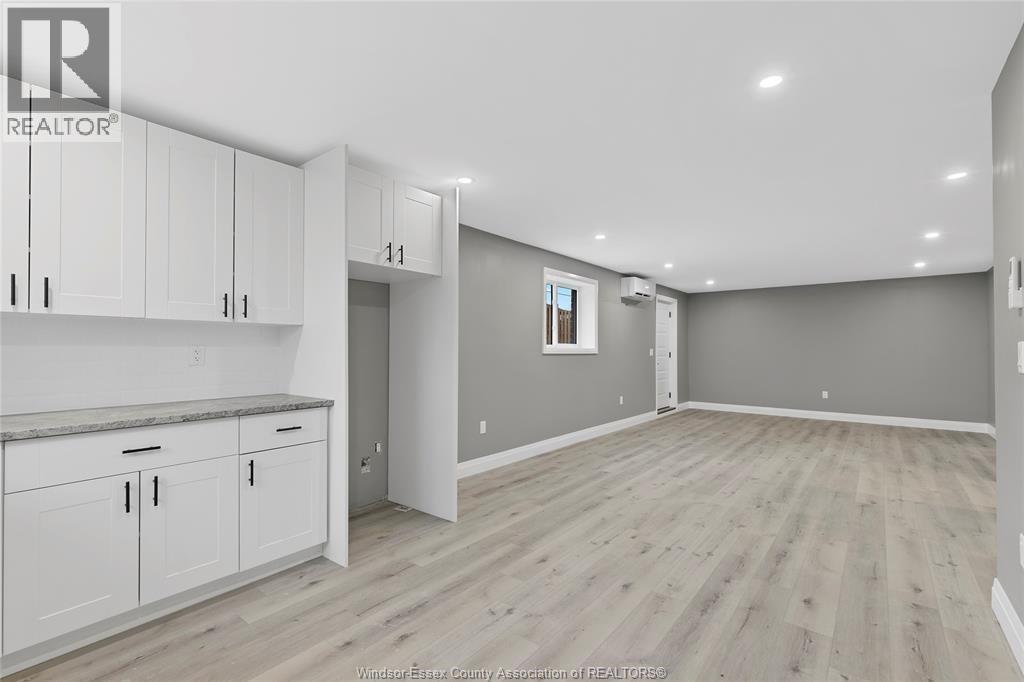 302B Kempt, Amherstburg, ON - Indoor Photo Showing Other Room