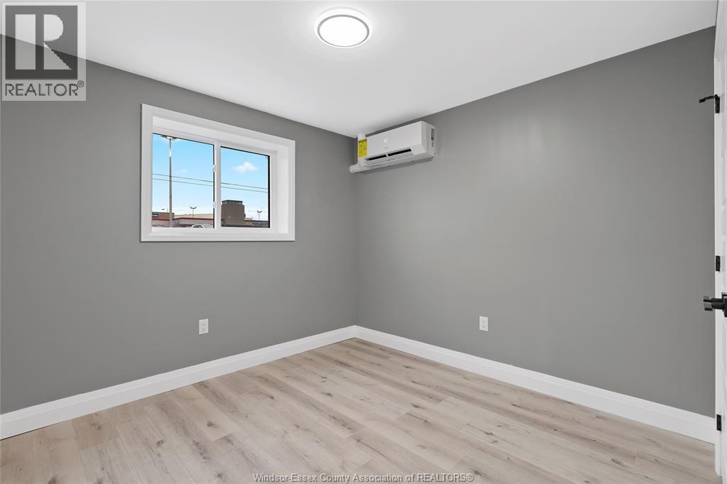 302B Kempt, Amherstburg, ON - Indoor Photo Showing Other Room