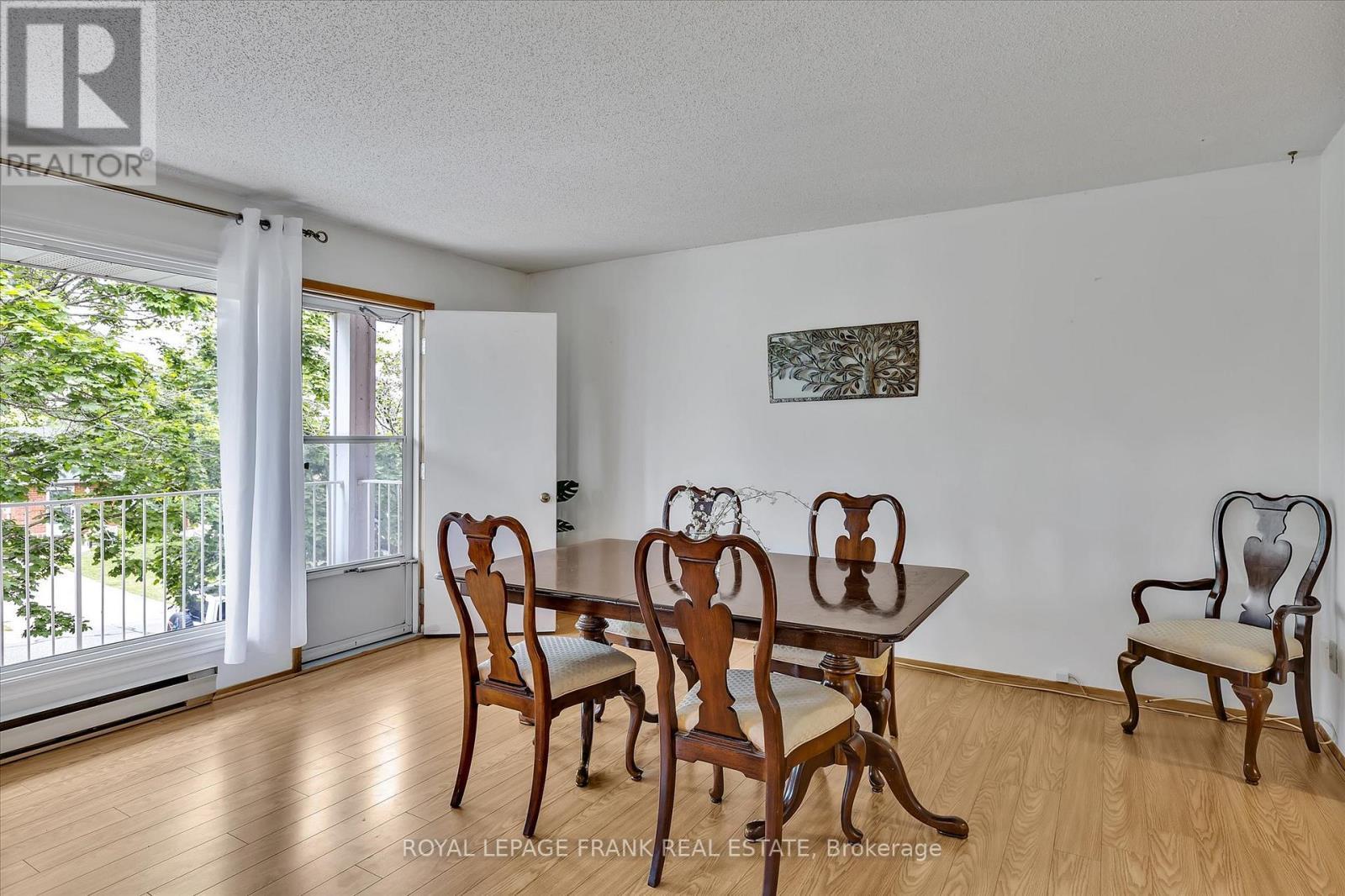 201 - 2406 Mountland Drive, Peterborough (Monaghan Ward 2), ON - Indoor Photo Showing Dining Room