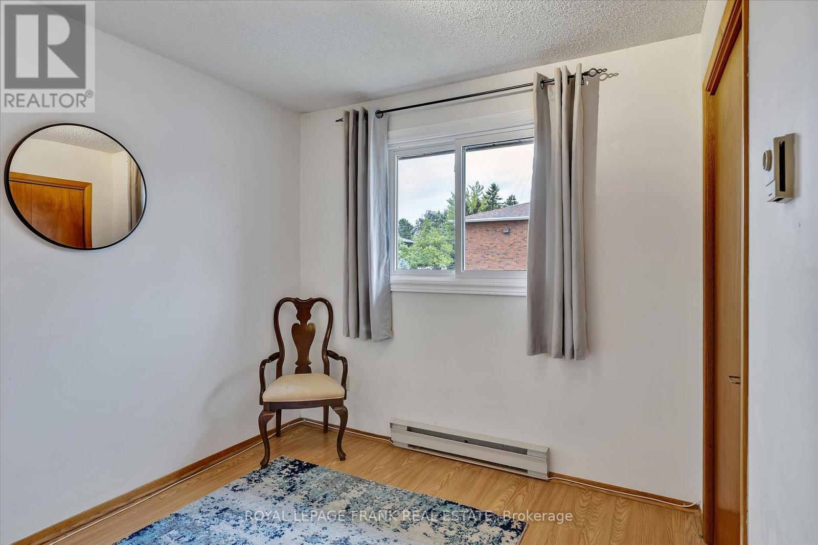 201 - 2406 Mountland Drive, Peterborough (Monaghan Ward 2), ON - Indoor