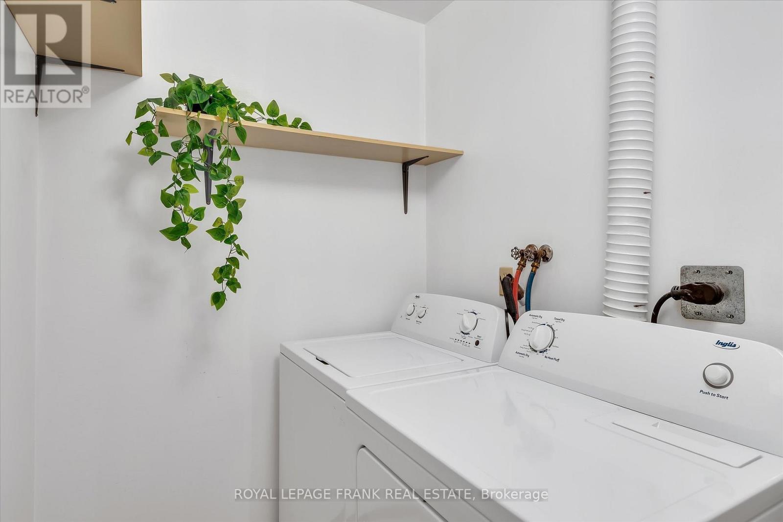 201 - 2406 Mountland Drive, Peterborough (Monaghan Ward 2), ON - Indoor Photo Showing Laundry Room
