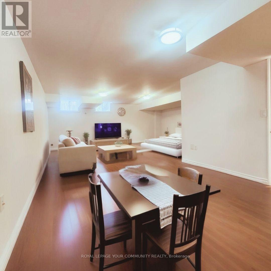 4 Daniel Reaman Crescent, Vaughan, ON - Indoor