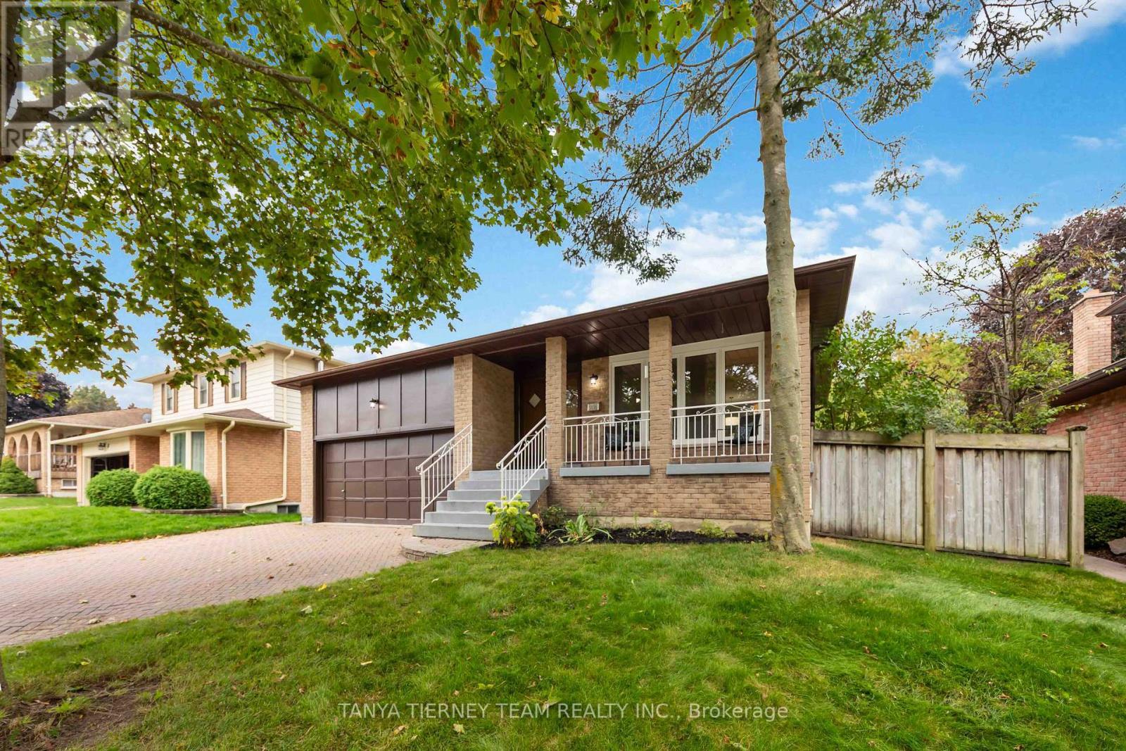 54 Chester Crescent, Scugog, ON - Outdoor With Deck Patio Veranda