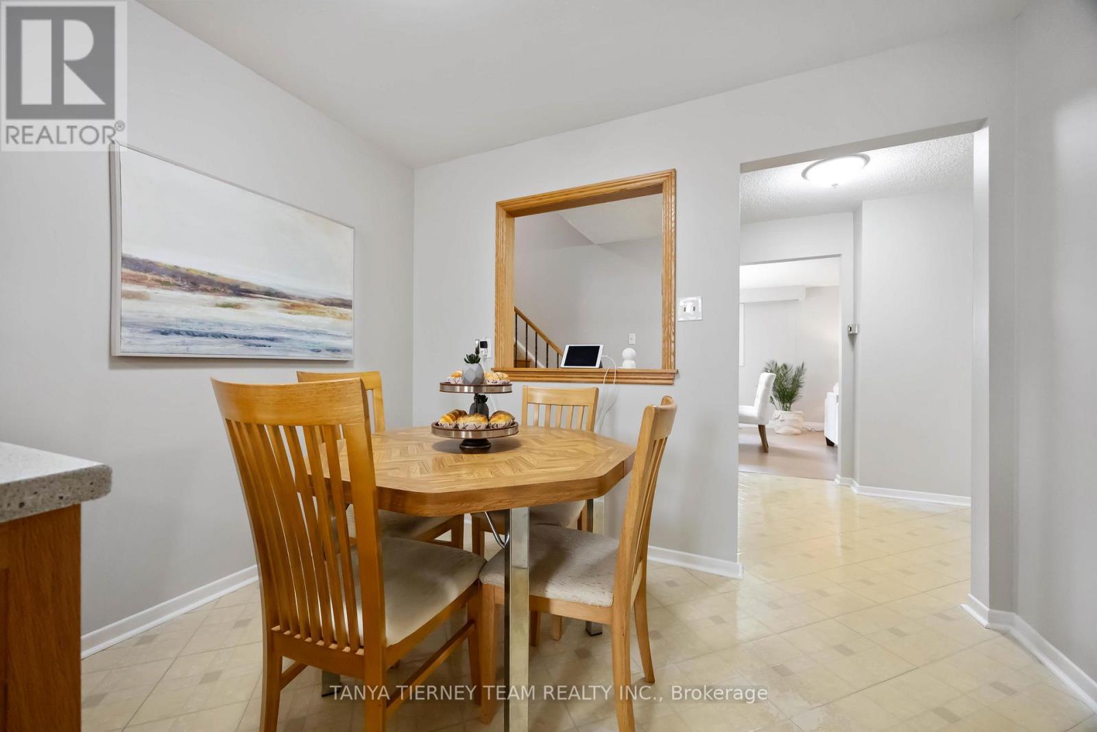 54 Chester Crescent, Scugog, ON - Indoor Photo Showing Dining Room