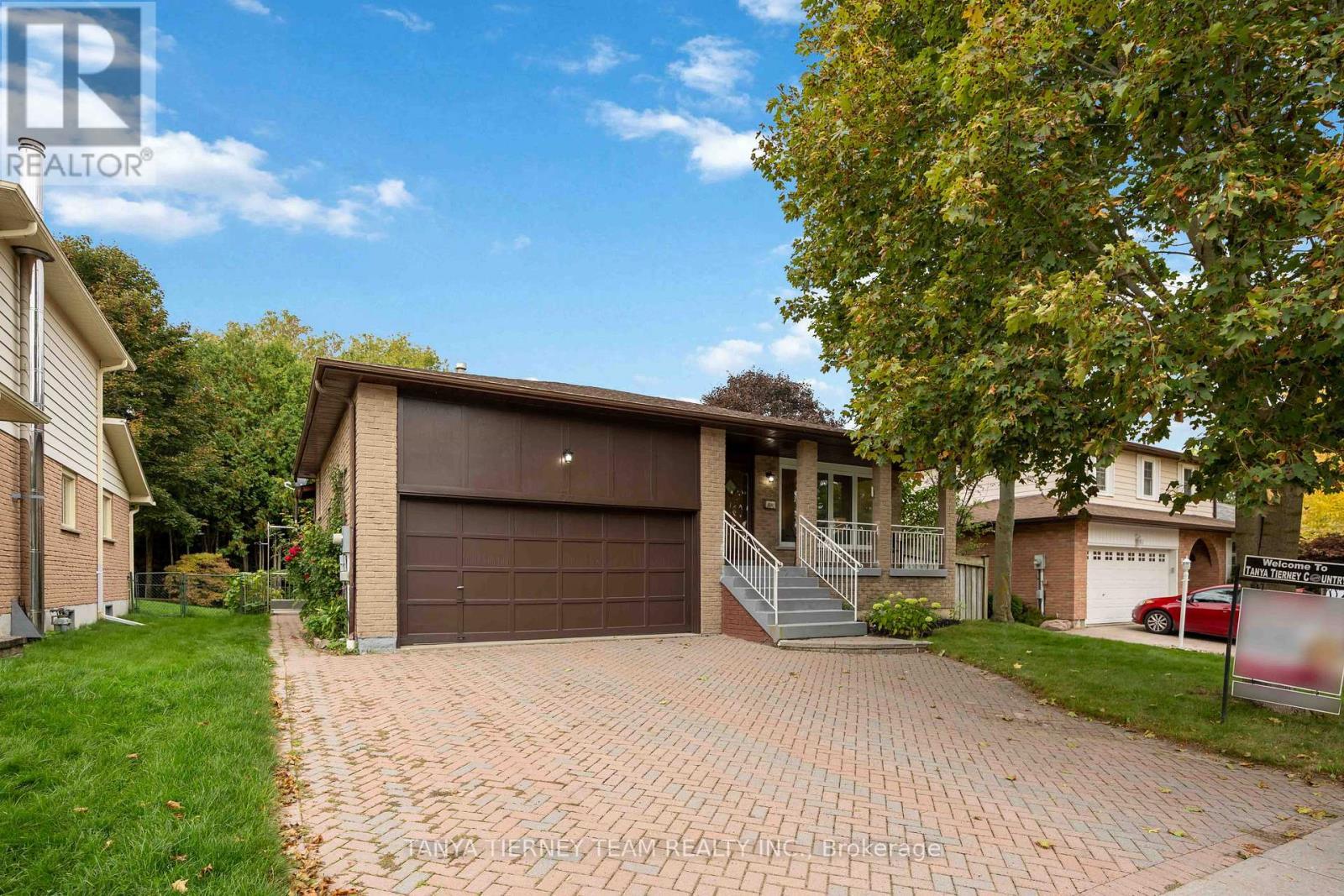 54 Chester Crescent, Scugog, ON - Outdoor