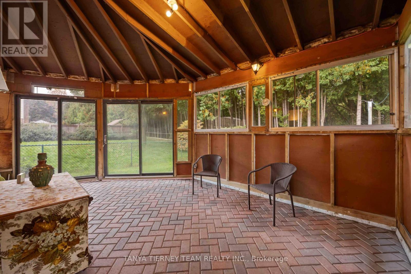 54 Chester Crescent, Scugog, ON - With Deck Patio Veranda