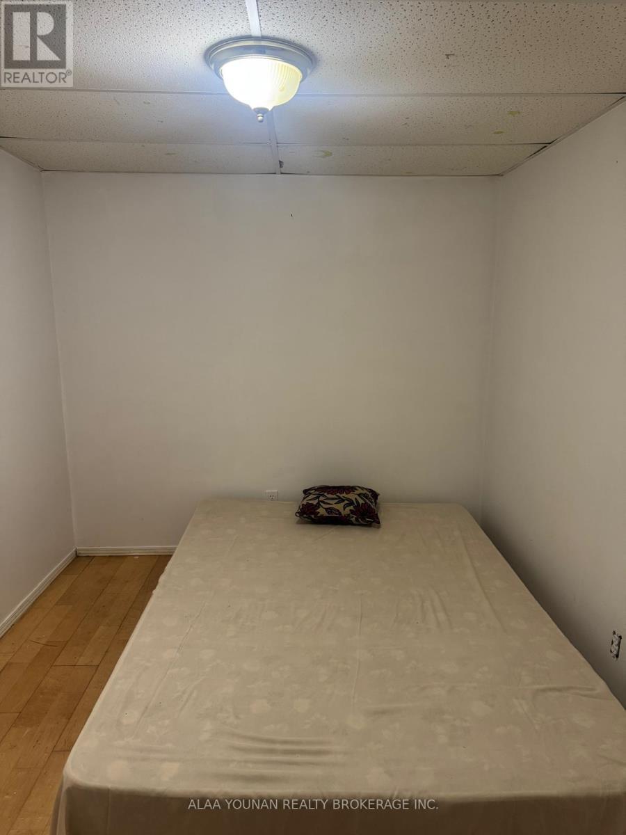 62 Weather Vane Line, Brampton, ON - Indoor