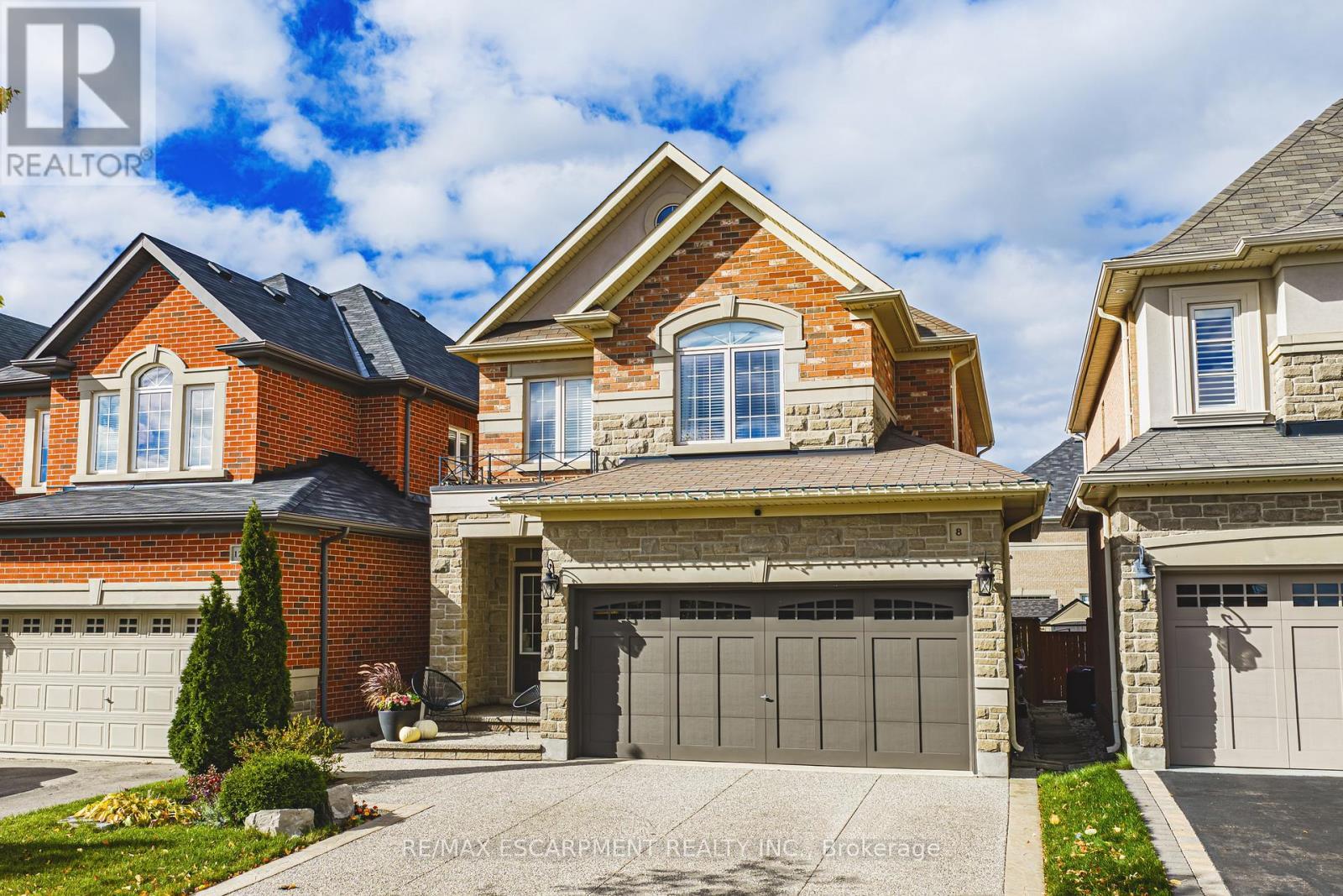 8 Matteo Trail, Hamilton, ON - Outdoor With Facade