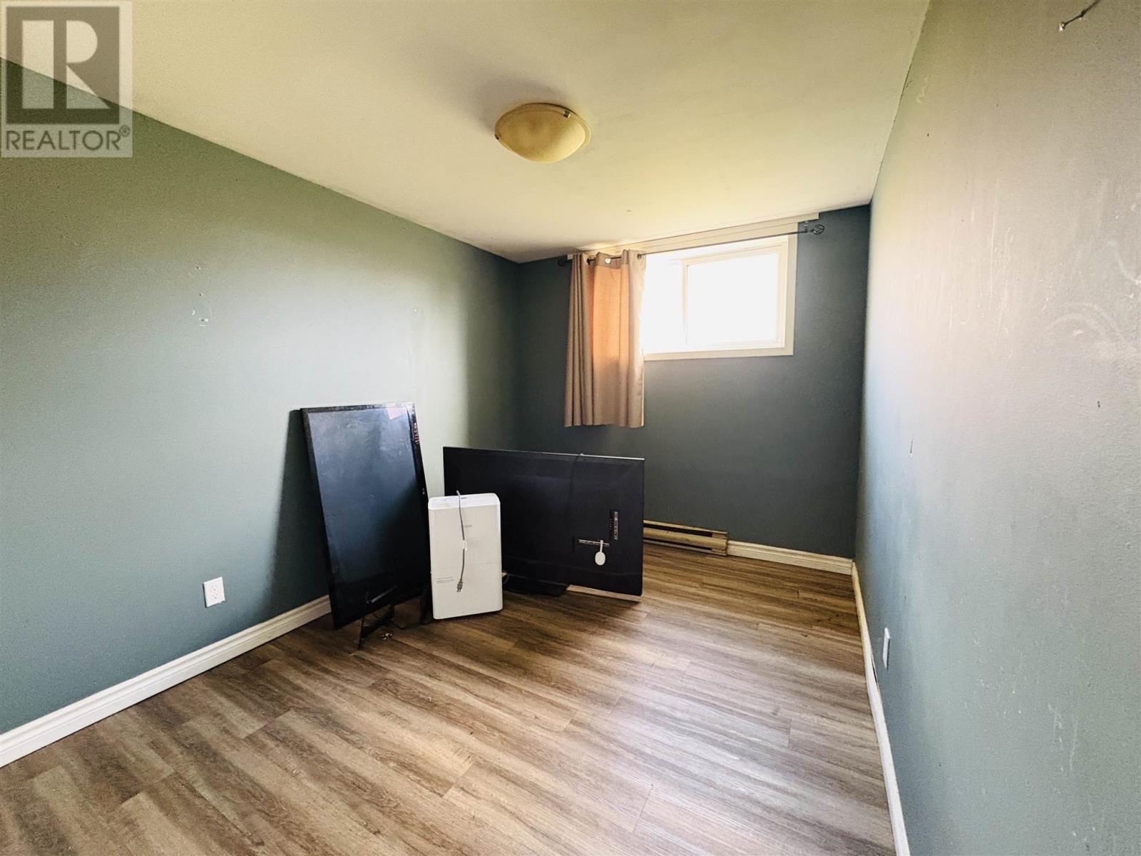 128 Second Lin W, Sault Ste. Marie, ON - Indoor Photo Showing Other Room