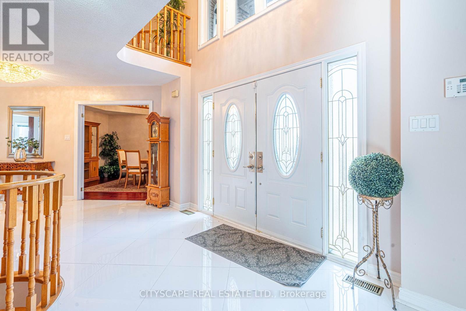 3721 Trelawny Circle, Mississauga, ON - Indoor Photo Showing Other Room