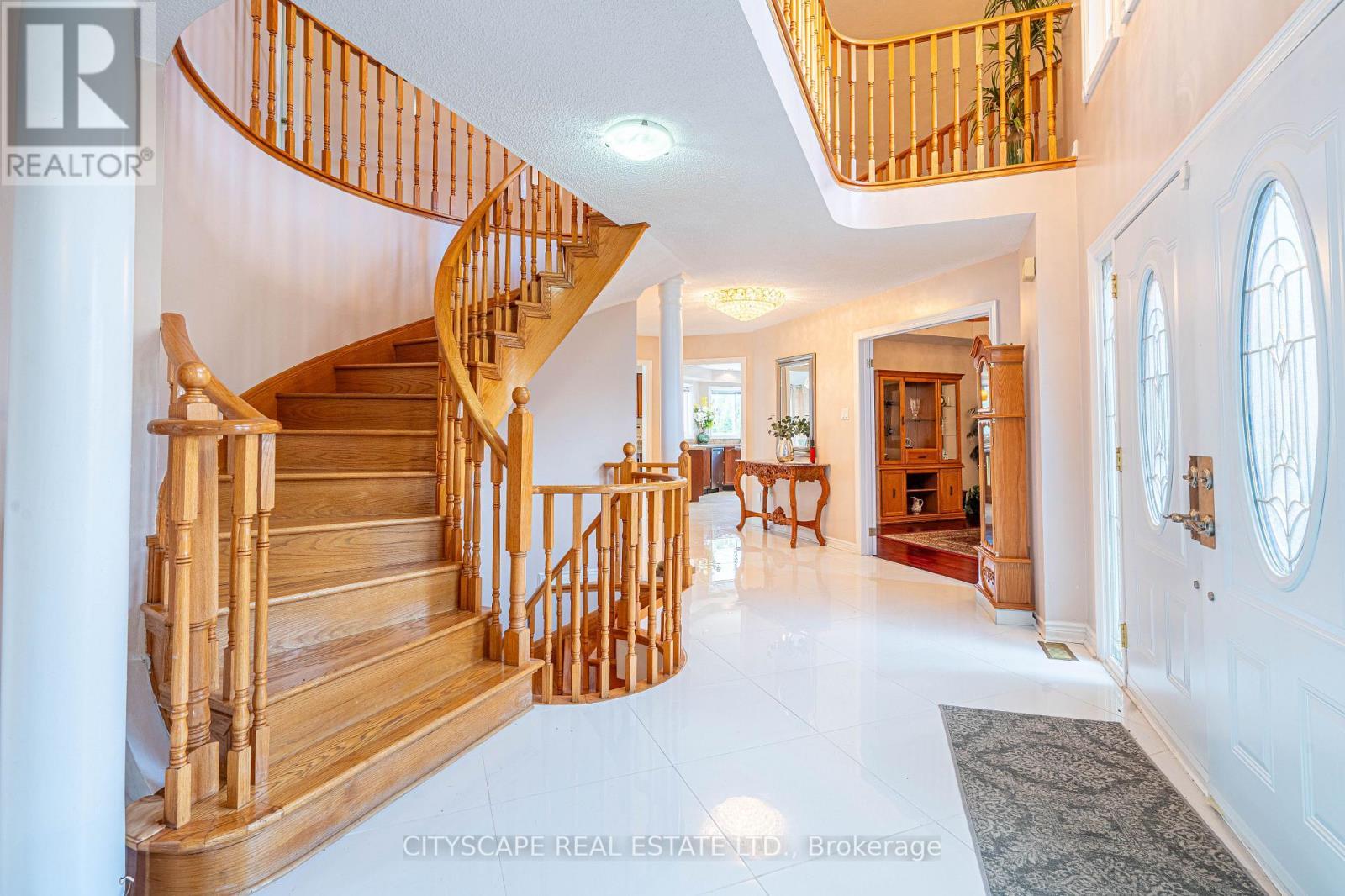 3721 Trelawny Circle, Mississauga, ON - Indoor Photo Showing Other Room