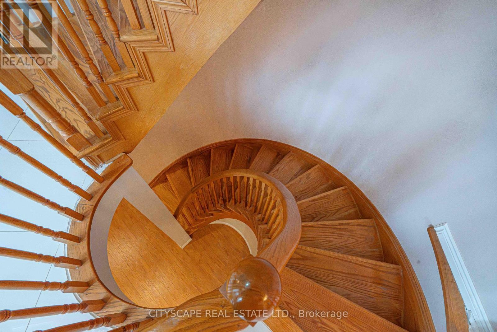 3721 Trelawny Circle, Mississauga, ON - Indoor Photo Showing Other Room