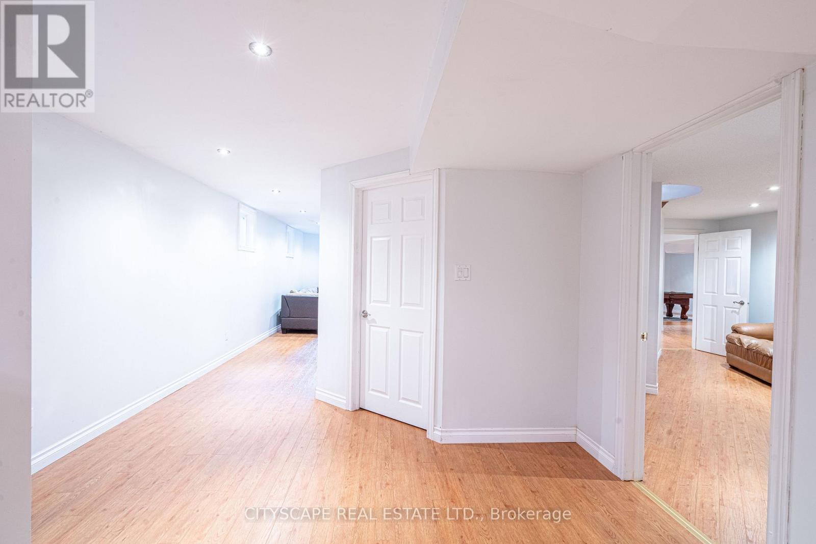 3721 Trelawny Circle, Mississauga, ON - Indoor Photo Showing Other Room