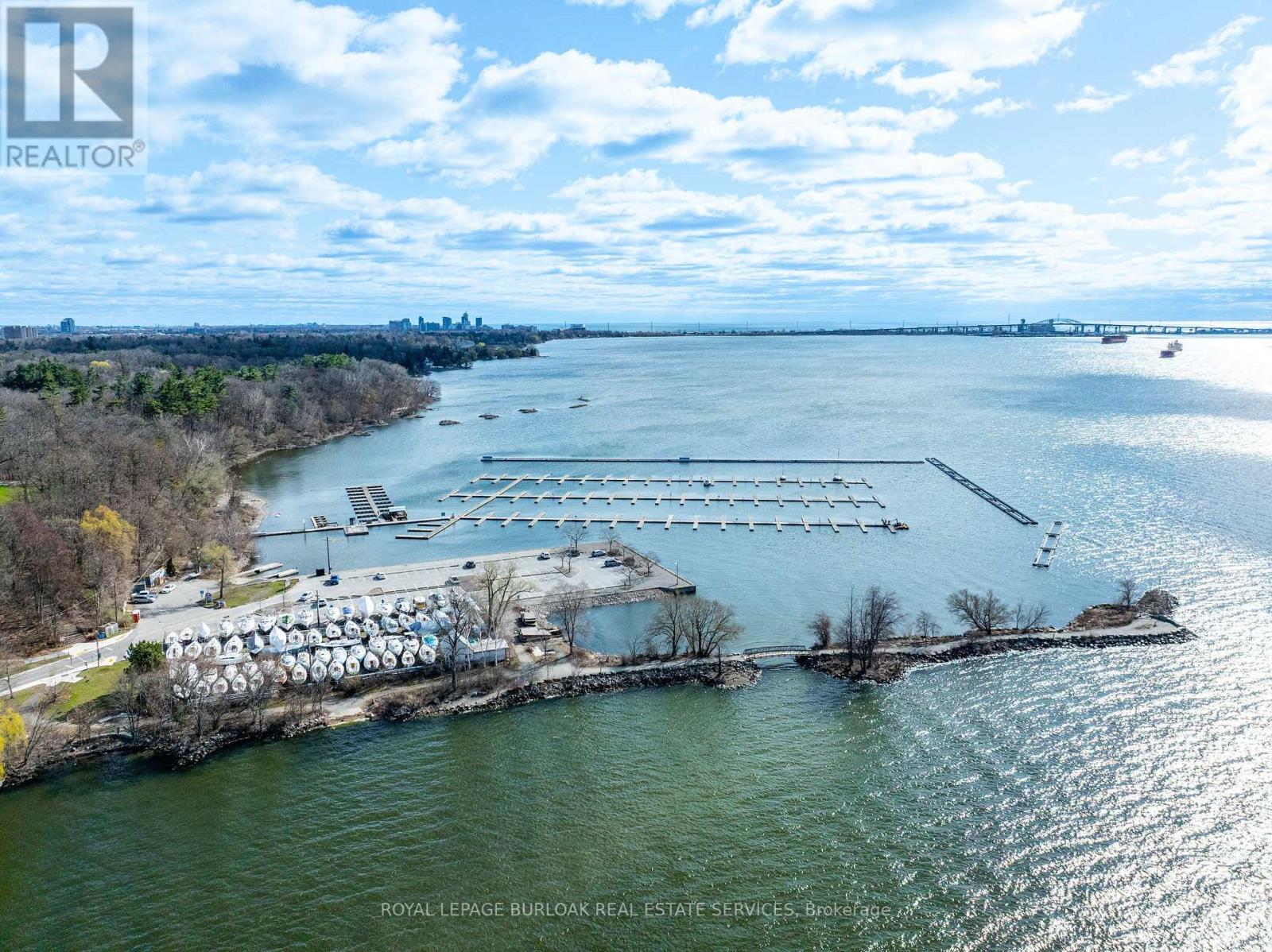 800 Lasalle Park Road, Burlington, ON