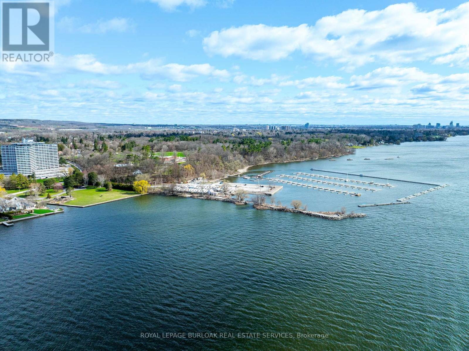 800 Lasalle Park Road, Burlington, ON