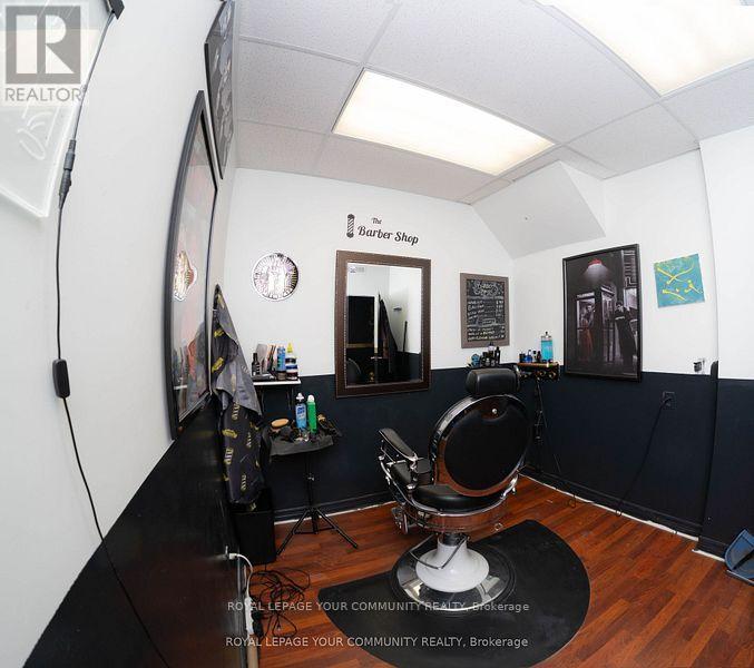 821 Bloor Street W, Toronto, ON