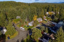 2377 Robertson Rd Shawnigan Lake, BC V8H 2H3