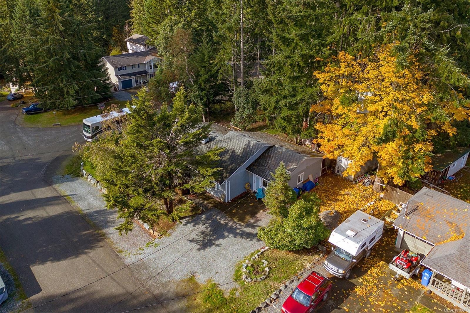 2377 Robertson Rd, Shawnigan Lake, BC