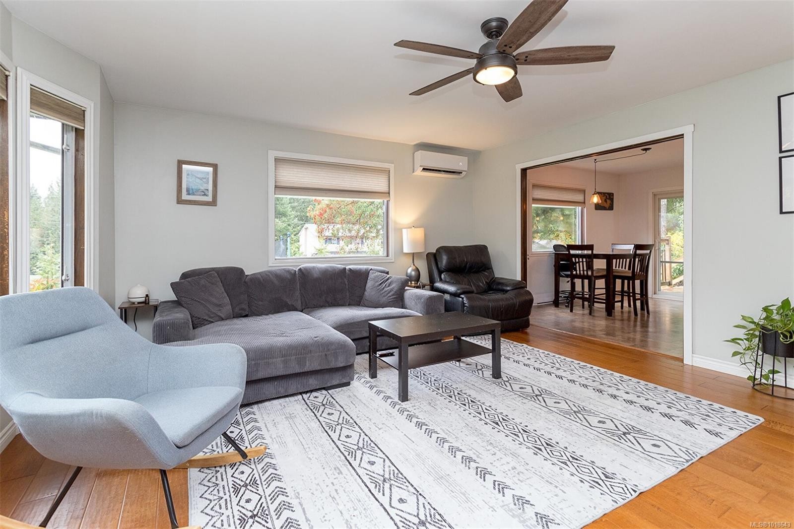 2377 Robertson Rd, Shawnigan Lake, BC