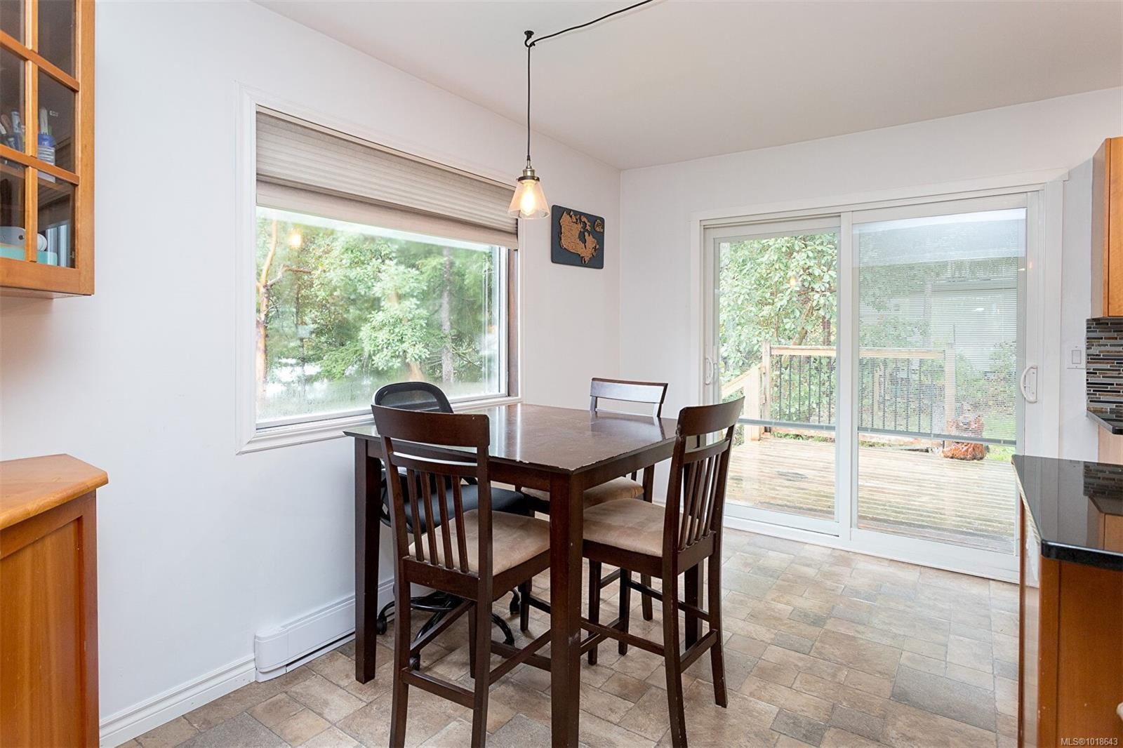 2377 Robertson Rd, Shawnigan Lake, BC