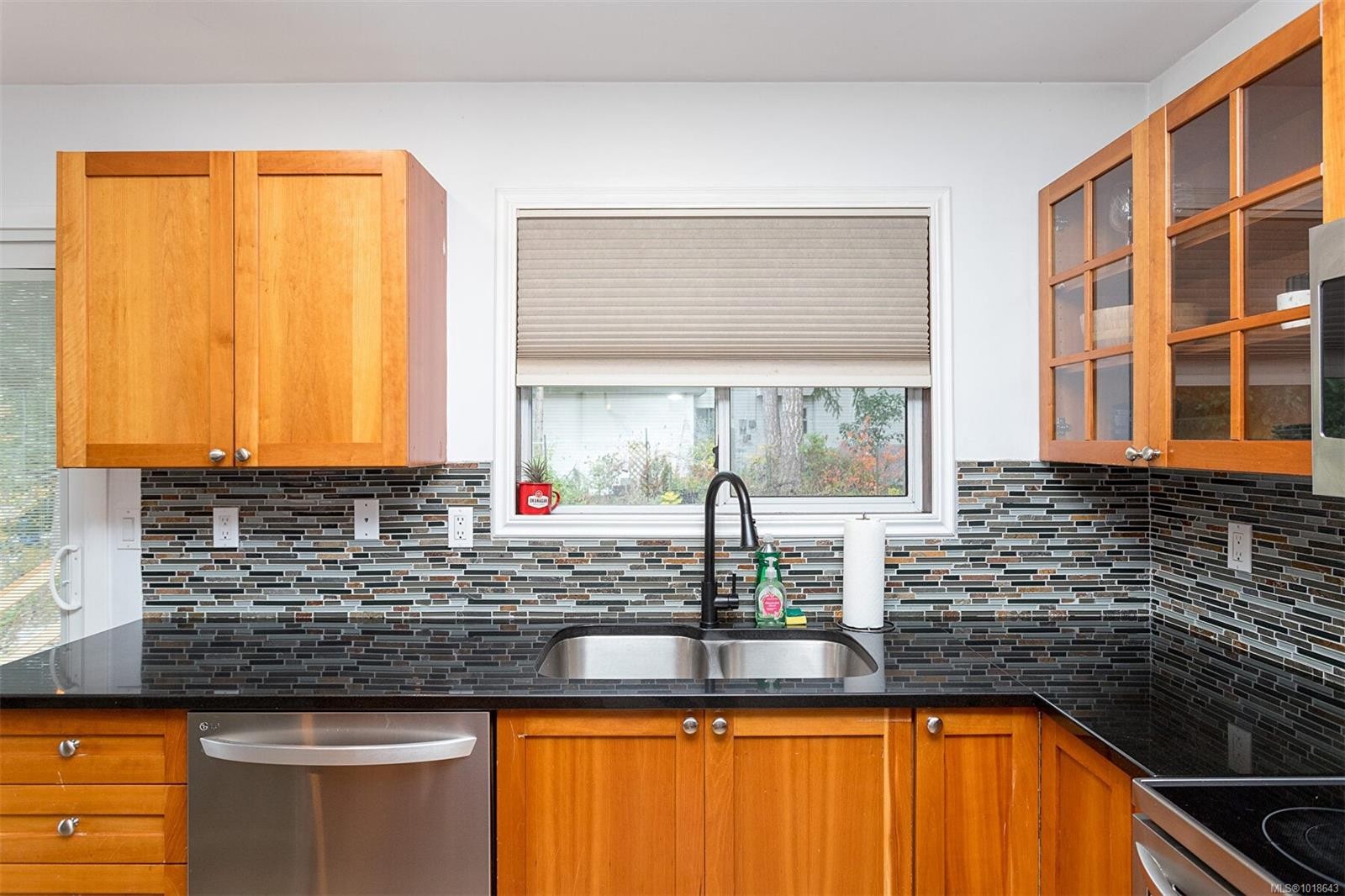 2377 Robertson Rd, Shawnigan Lake, BC