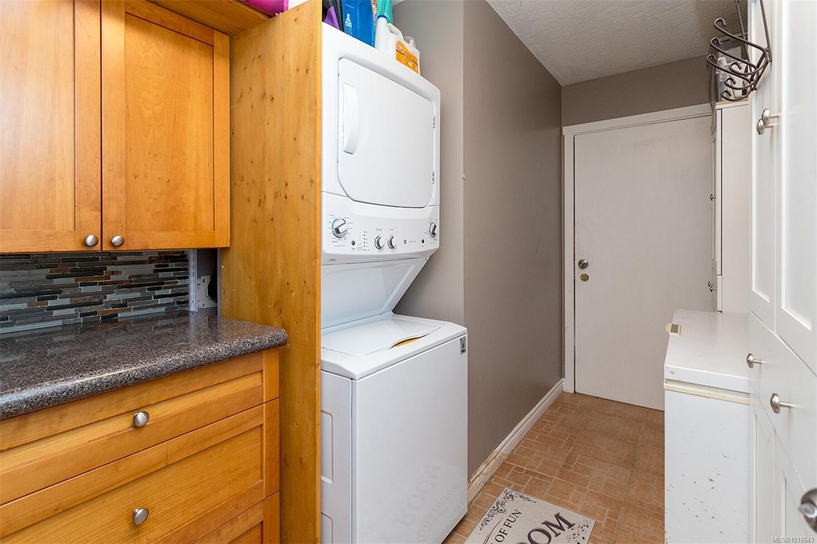 2377 Robertson Rd, Shawnigan Lake, BC