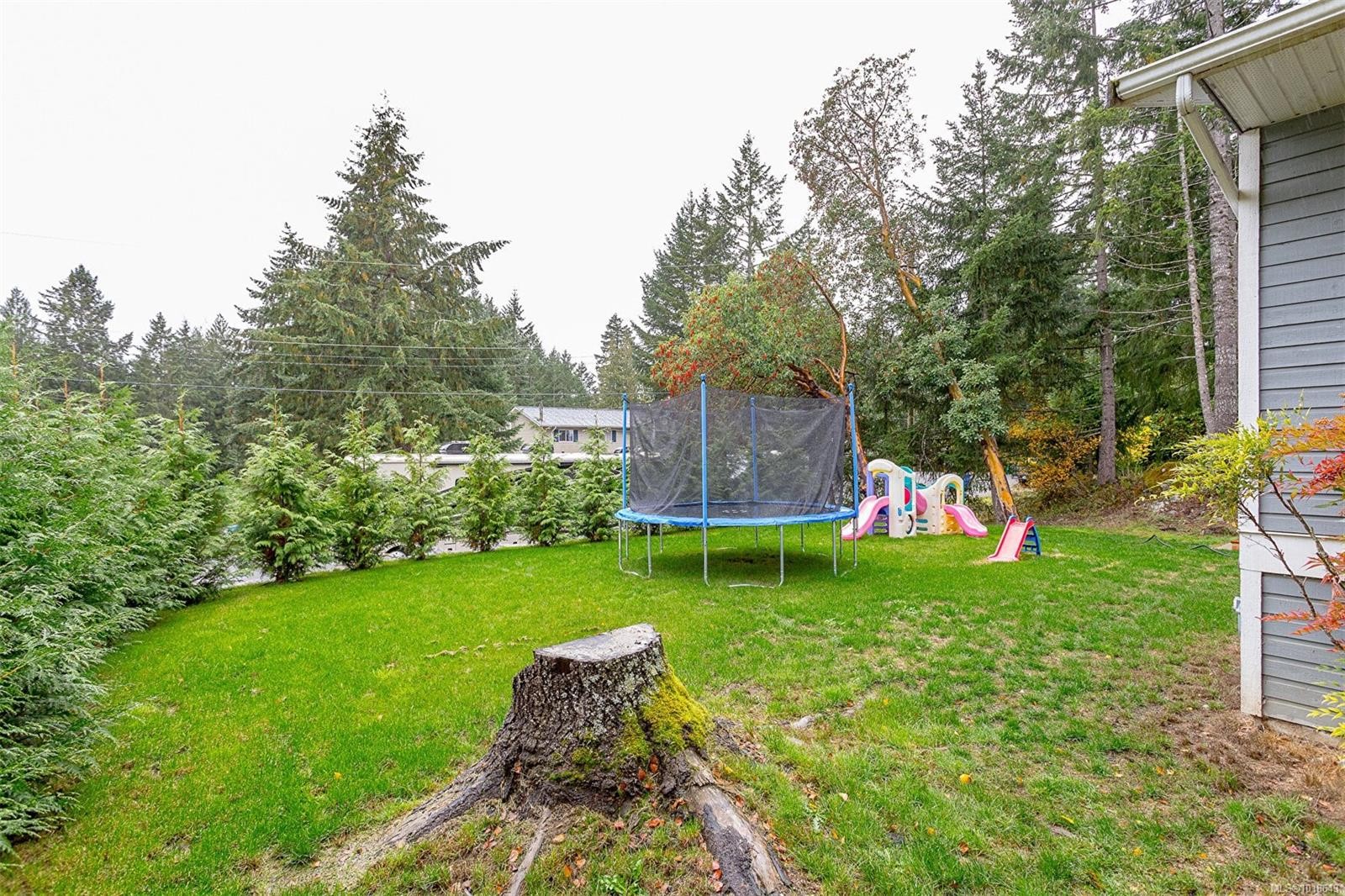 2377 Robertson Rd, Shawnigan Lake, BC
