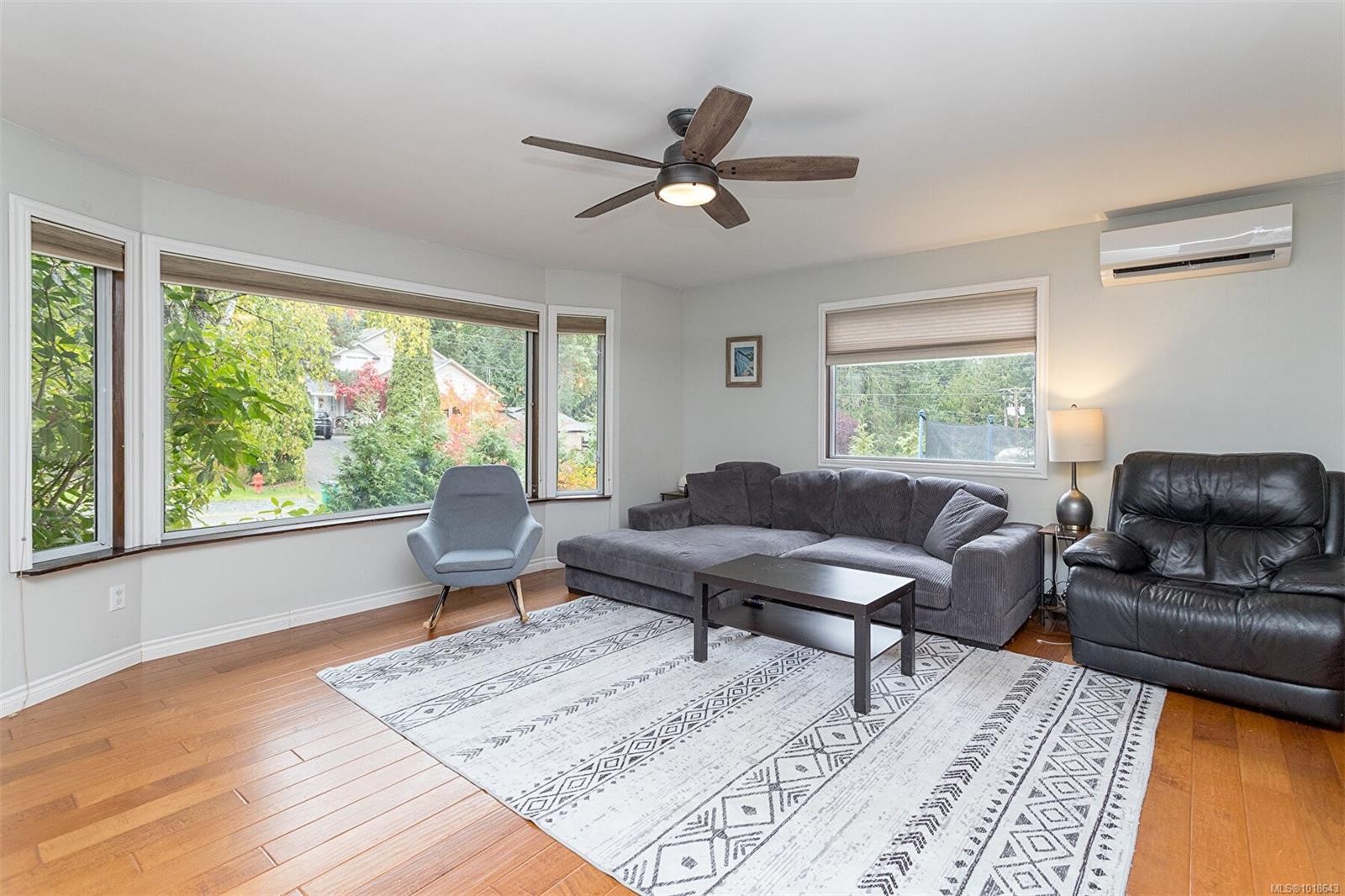 2377 Robertson Rd, Shawnigan Lake, BC