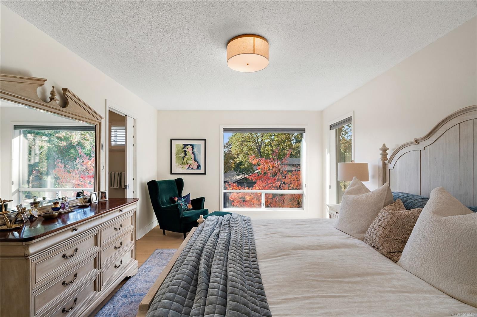 21-909 Carolwood Dr, Saanich, BC