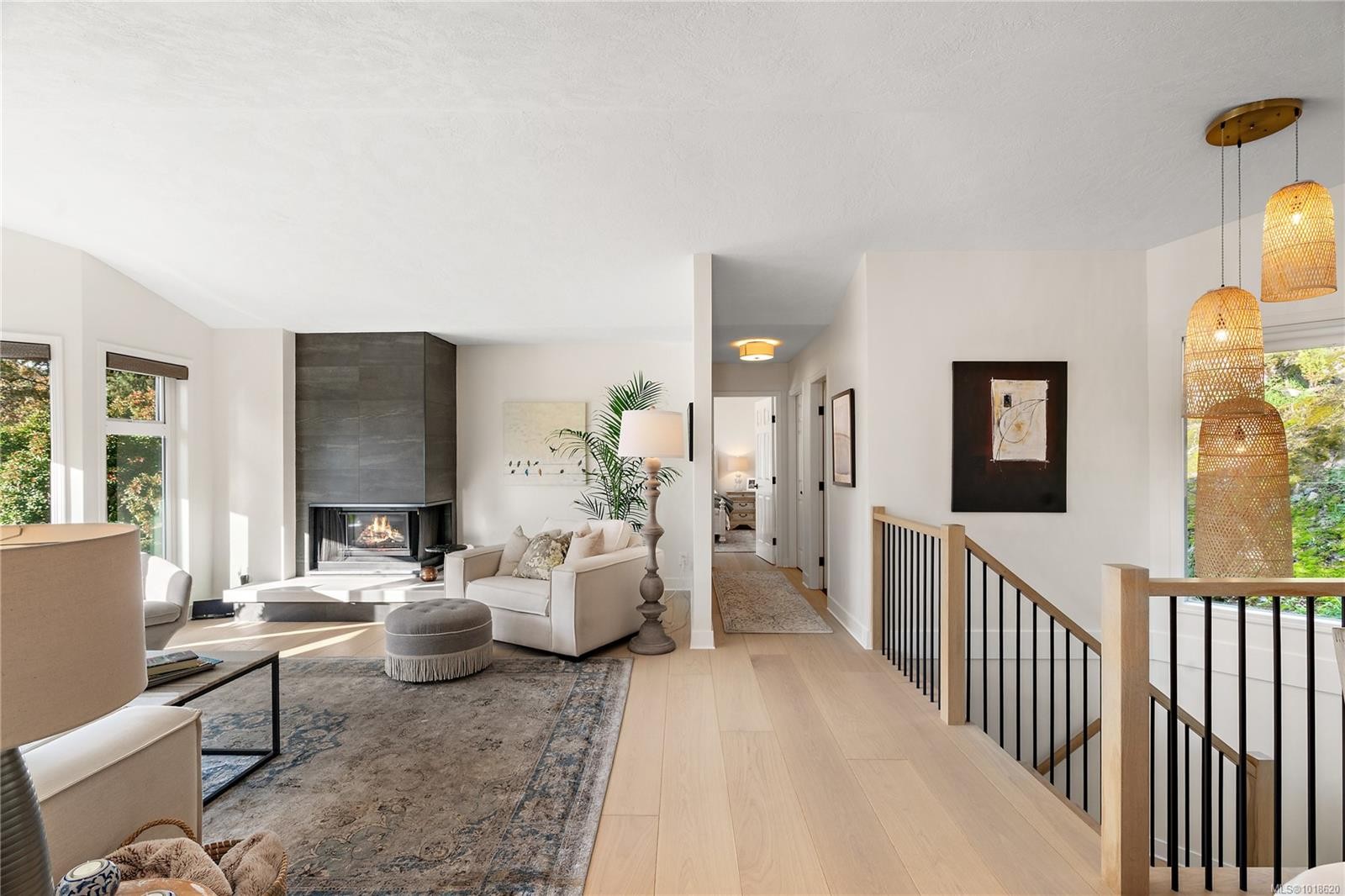 21-909 Carolwood Dr, Saanich, BC