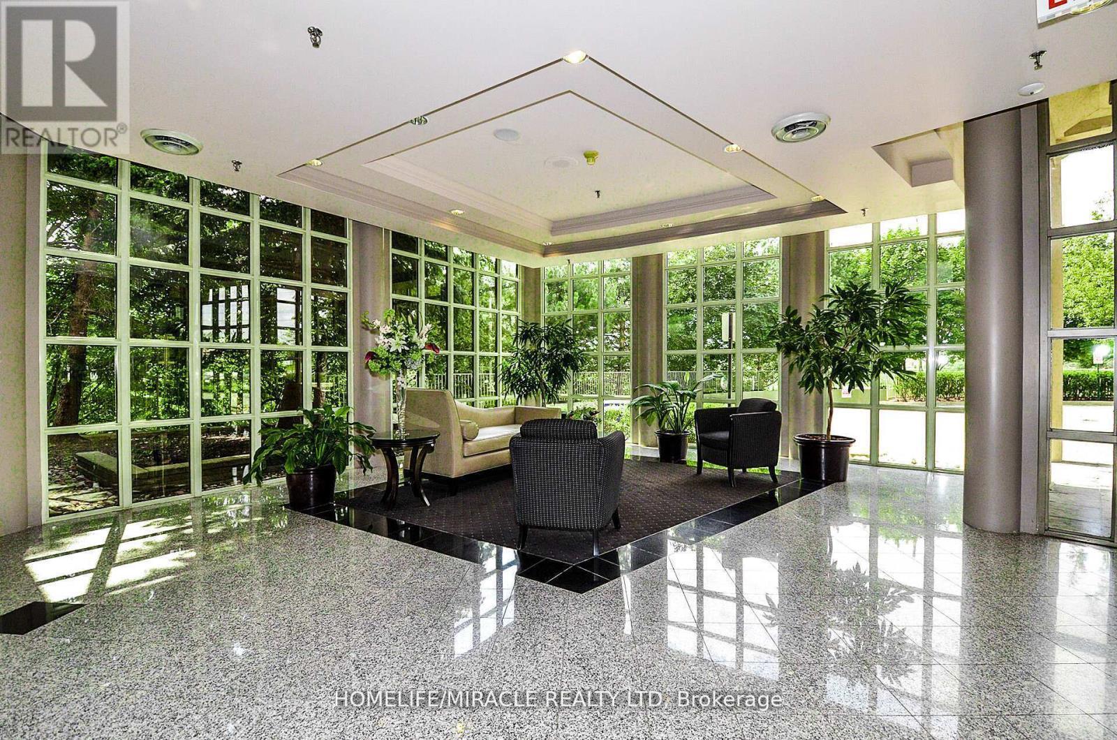 #1701 - 50 Eglinton Ave W, Mississauga, ON - Indoor Photo Showing Other Room