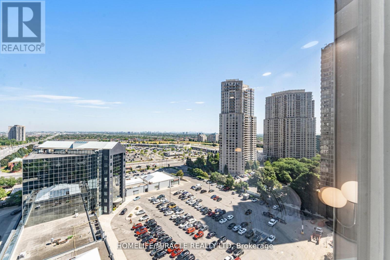 #1701 - 50 Eglinton Ave W, Mississauga, ON - Outdoor