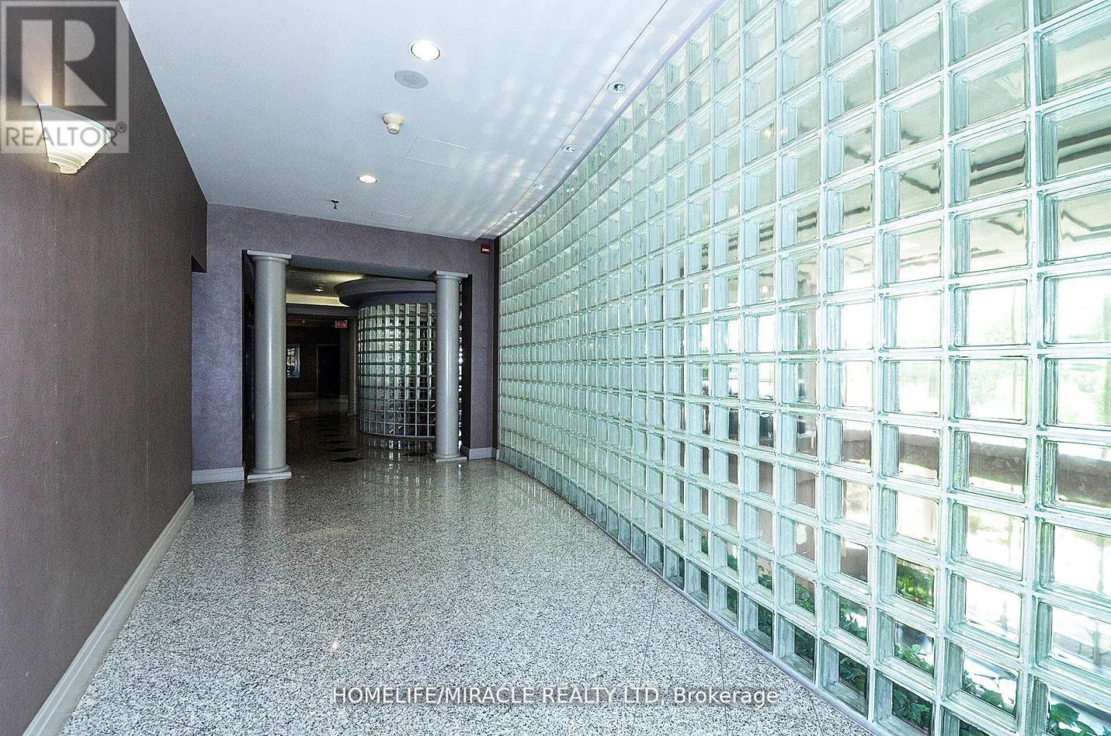 #1701 - 50 Eglinton Ave W, Mississauga, ON - Indoor Photo Showing Other Room