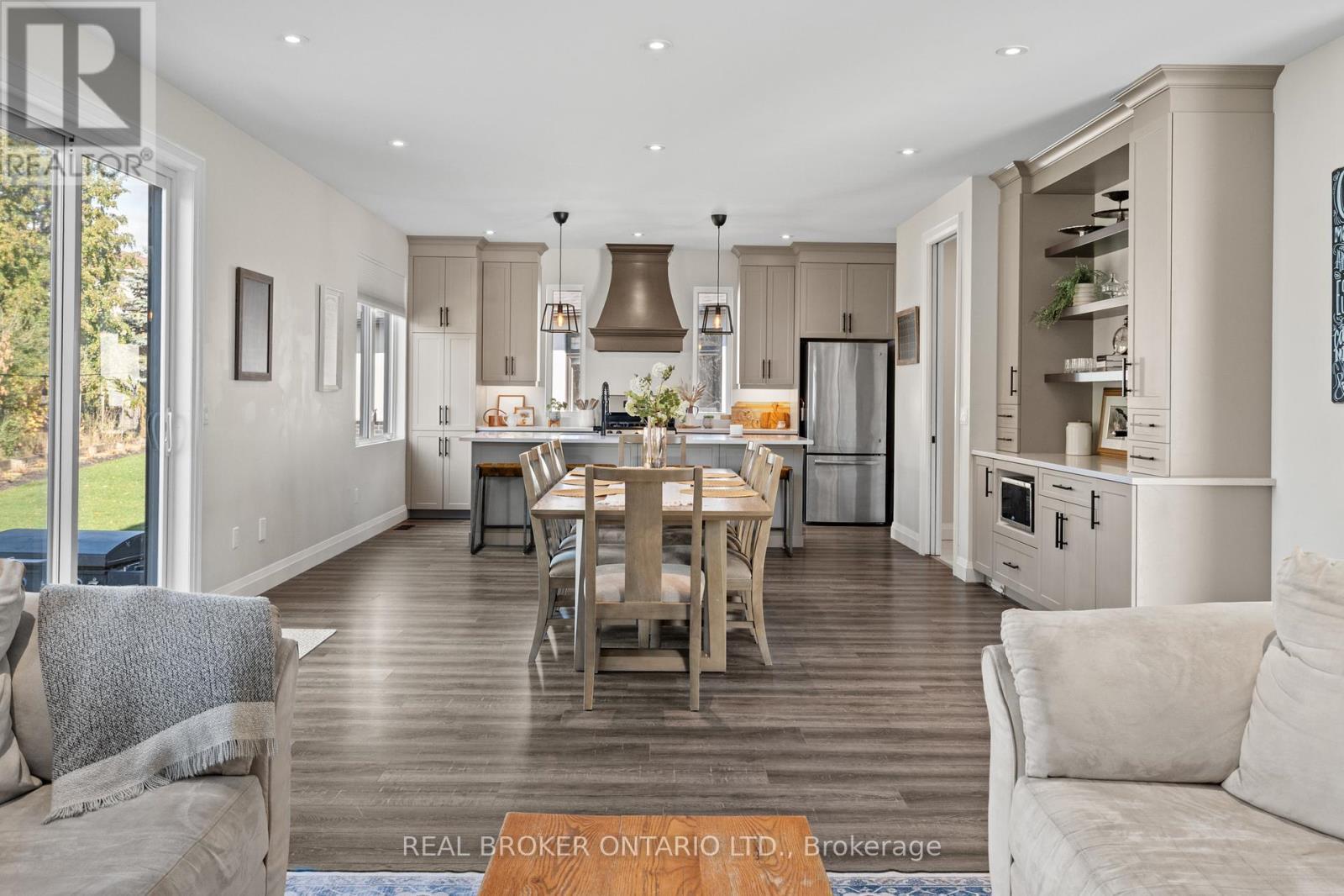 92 Ivy Crescent, Thorold (Confederation Heights), ON - Indoor Photo Showing Other Room